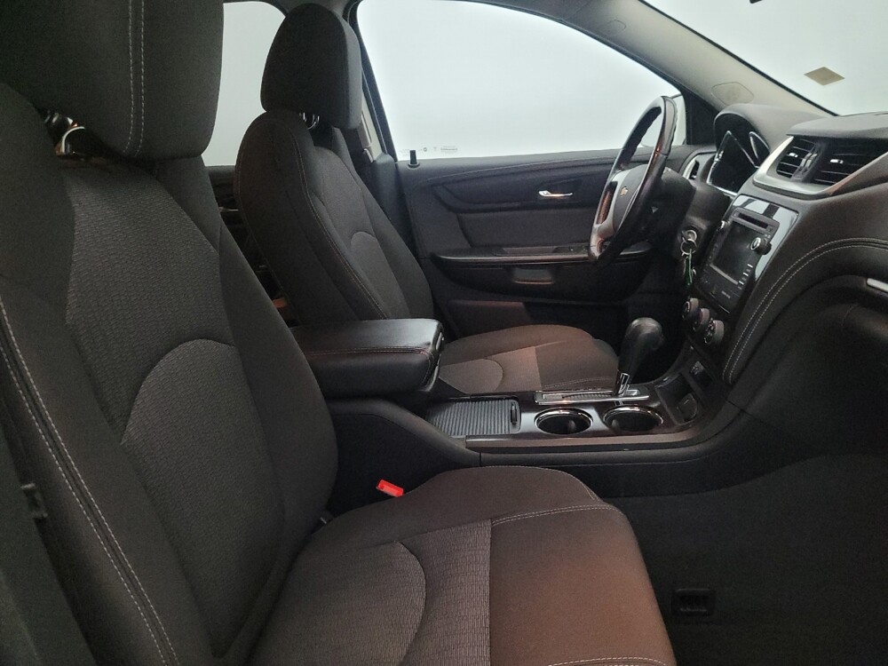 2017 Chevrolet Traverse in Pittsburgh, PA 15236 - 18090166 21