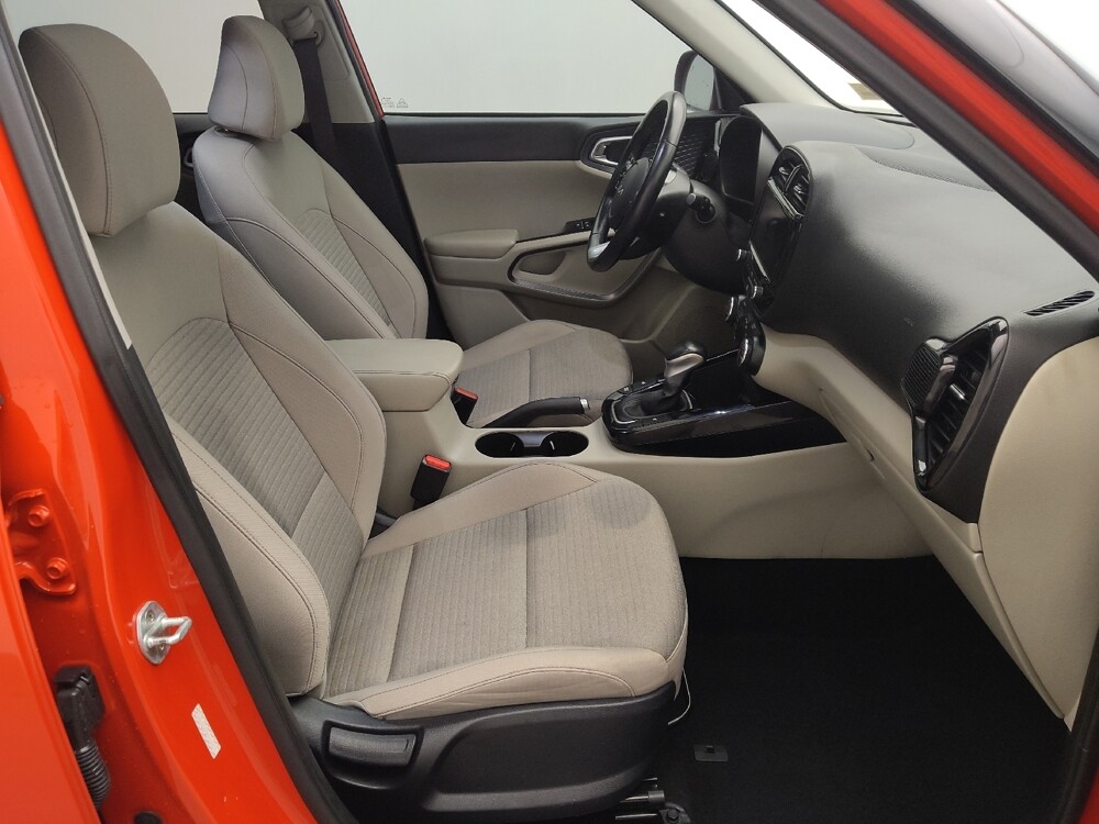 2022 Kia Soul in Topeka, KS 66611 - 18090169 21