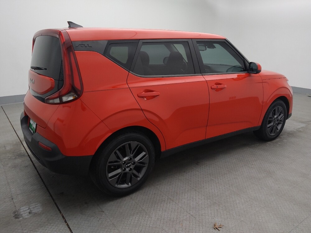 2022 Kia Soul in Topeka, KS 66611 - 18090169 10