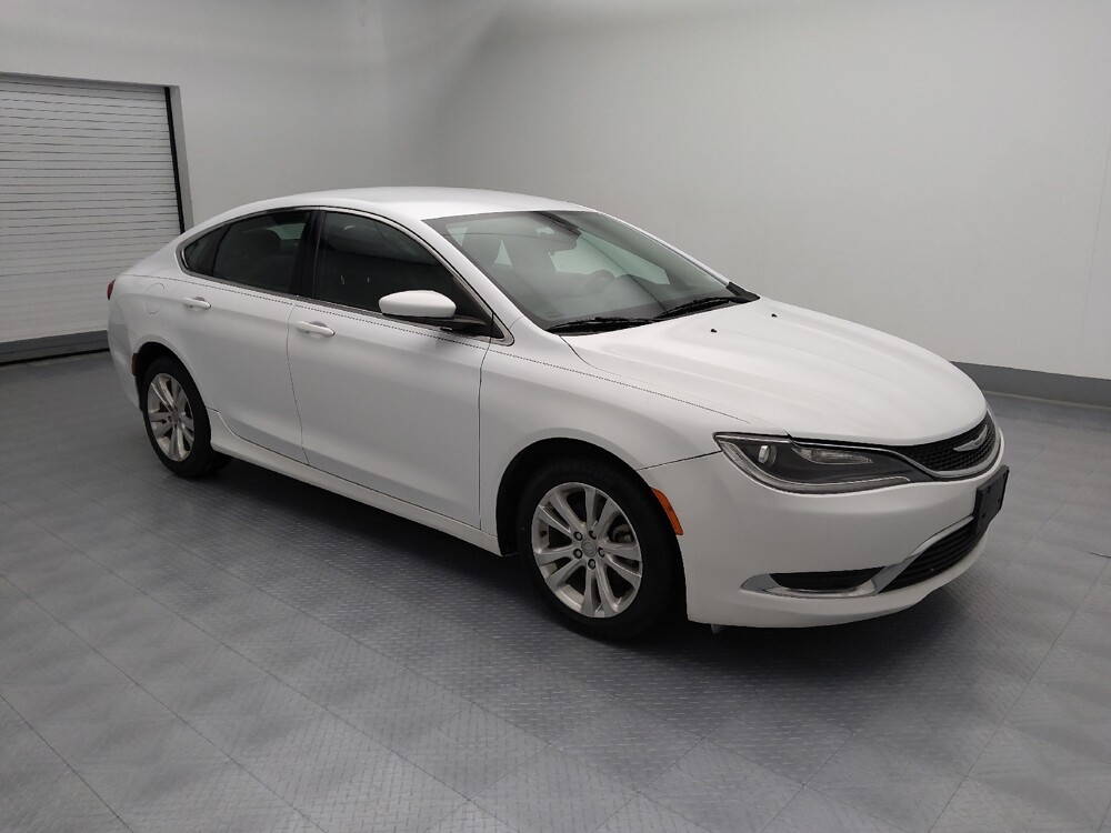 2015 Chrysler 200 in Wichita, KS 67207 - 18090170 11