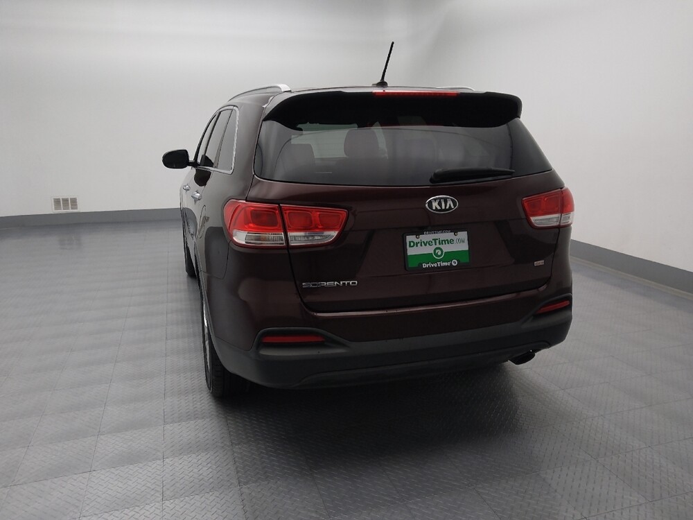2016 Kia Sorento in Topeka, KS 66611 - 18090171 6