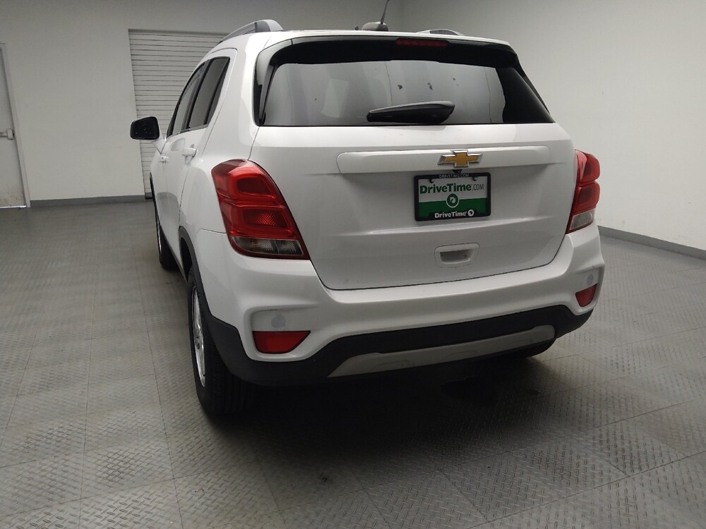 2019 Chevrolet Trax in Eastpointe, MI 48021 - 18090177 6
