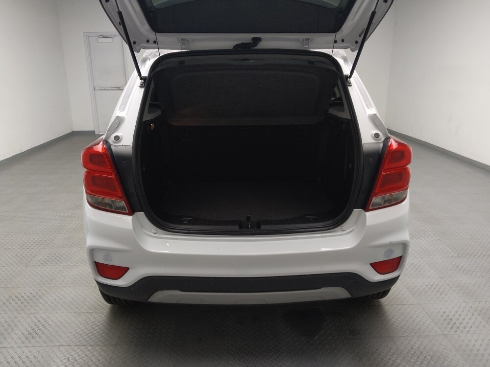 2019 Chevrolet Trax in Eastpointe, MI 48021 - 18090177 29