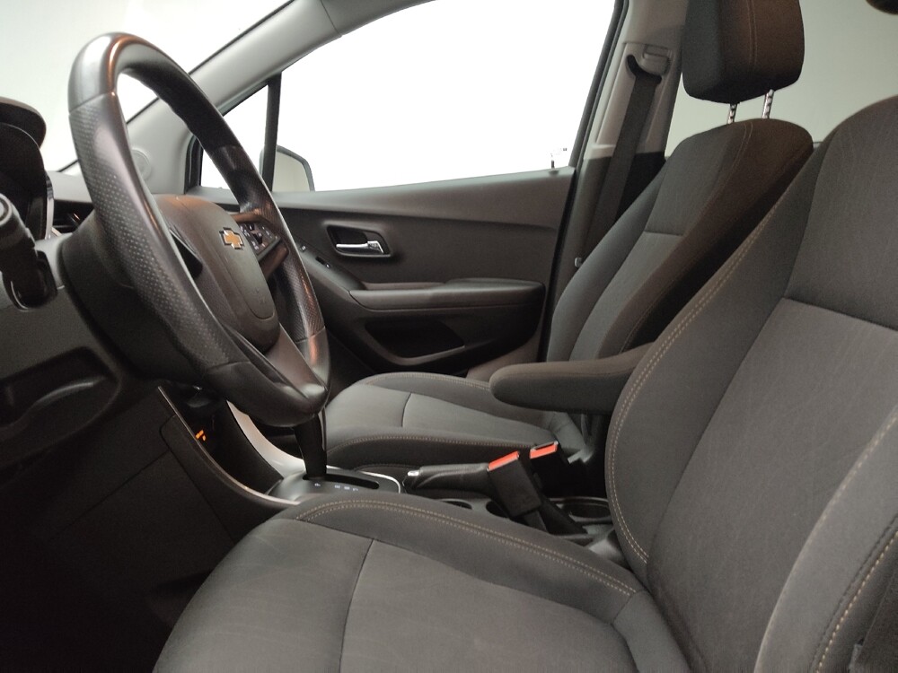 2019 Chevrolet Trax in Eastpointe, MI 48021 - 18090177 17
