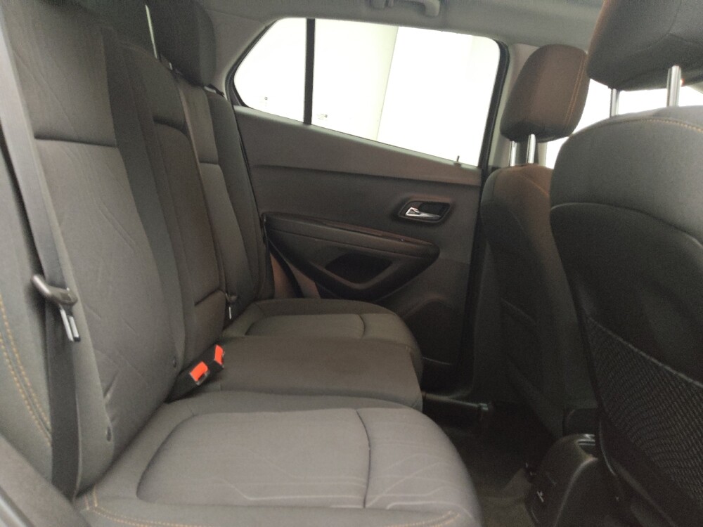 2019 Chevrolet Trax in Eastpointe, MI 48021 - 18090177 19