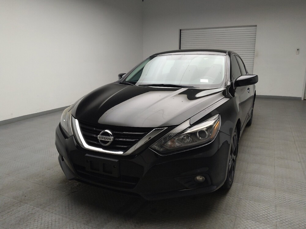 2017 Nissan Altima in Eastpointe, MI 48021 - 18090178 15