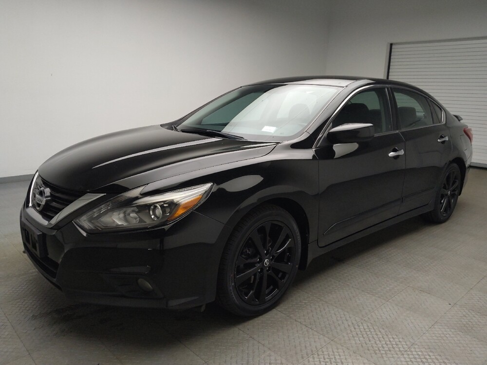 2017 Nissan Altima in Eastpointe, MI 48021 - 18090178 2