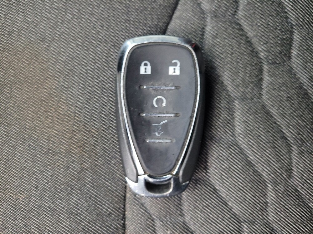 2021 Chevrolet Equinox in Eastpointe, MI 48021 - 18090180 32