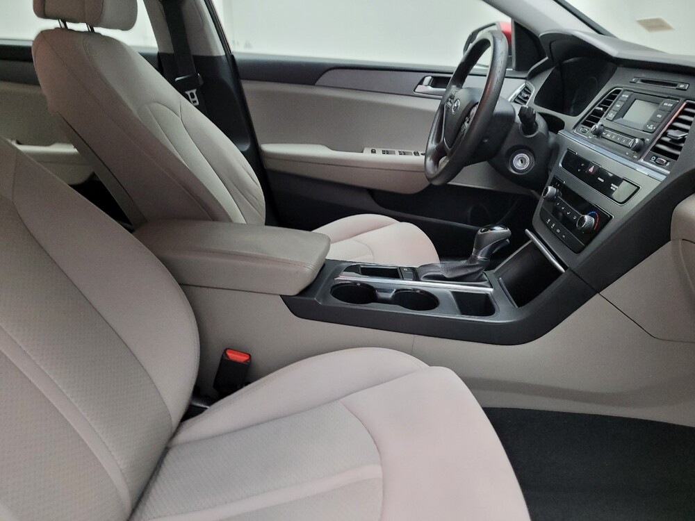 2015 Hyundai Sonata in Eastpointe, MI 48021 - 18090181 21