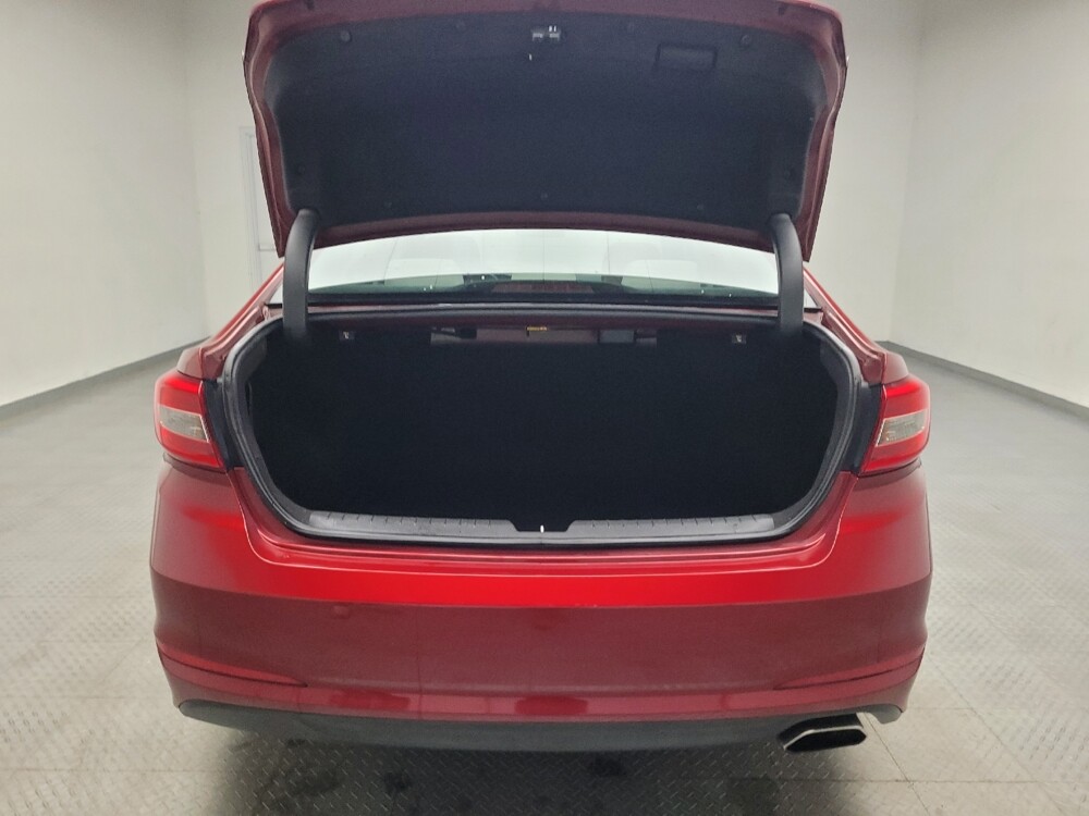 2015 Hyundai Sonata in Eastpointe, MI 48021 - 18090181 29