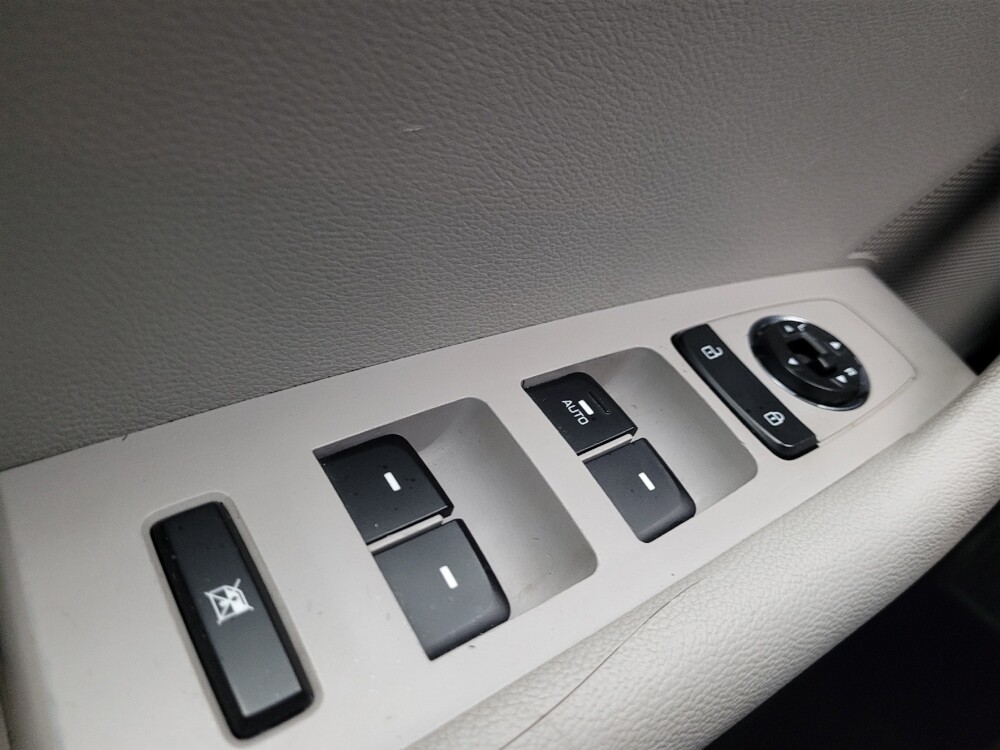 2015 Hyundai Sonata in Eastpointe, MI 48021 - 18090181 27