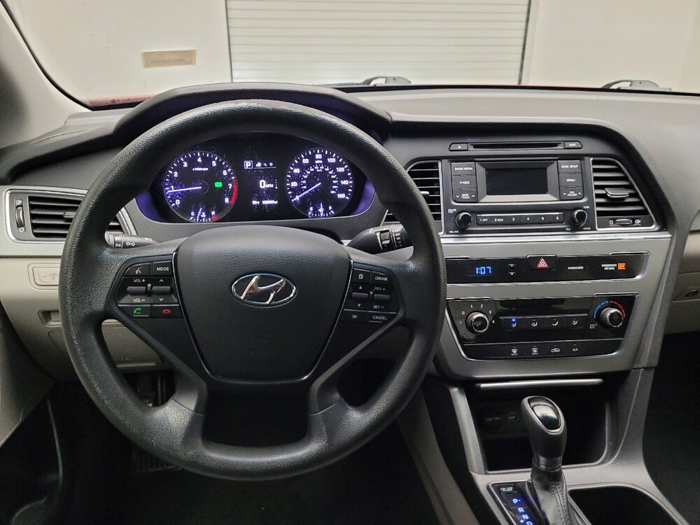 2015 Hyundai Sonata in Eastpointe, MI 48021 - 18090181 22