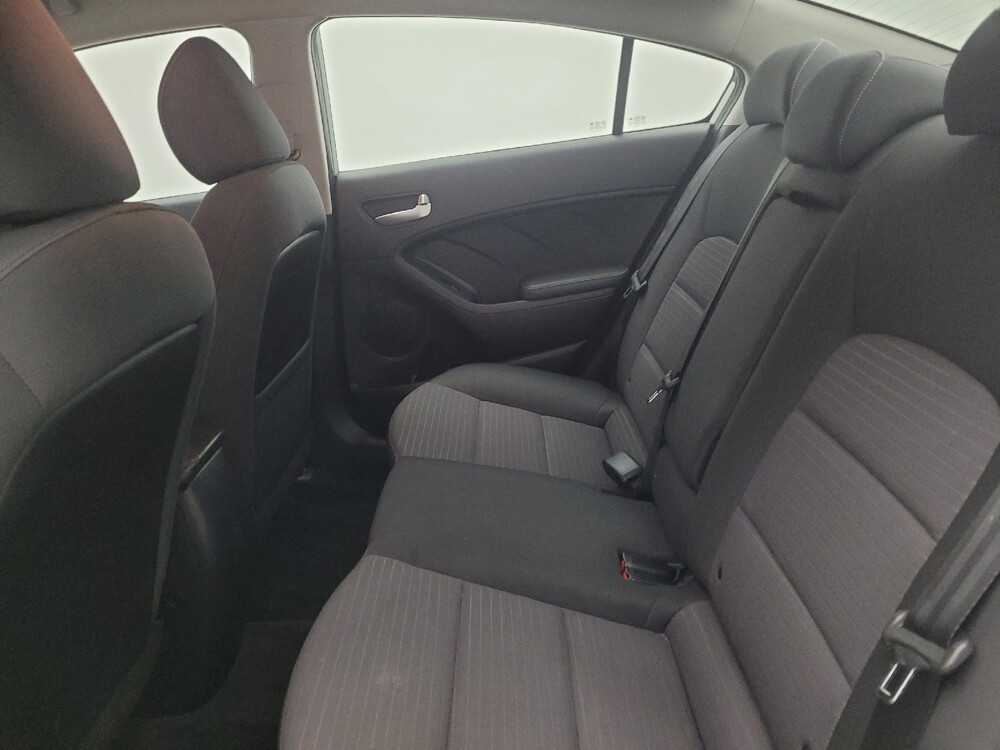 2018 Kia Forte in Columbus, OH 43231 - 18090183 18