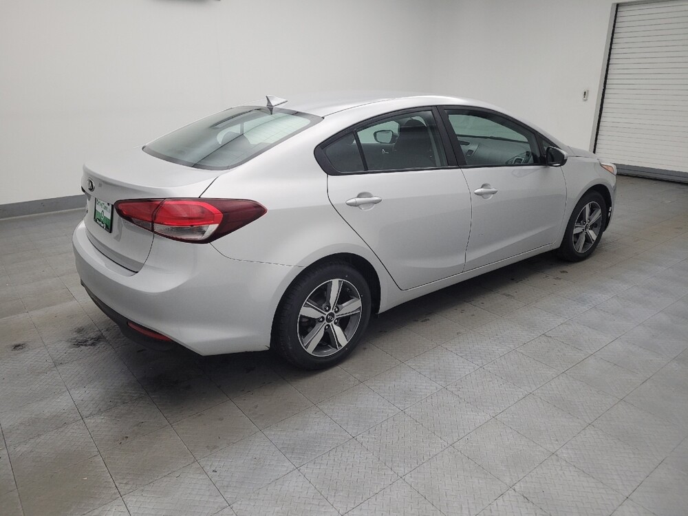 2018 Kia Forte in Columbus, OH 43231 - 18090183 10