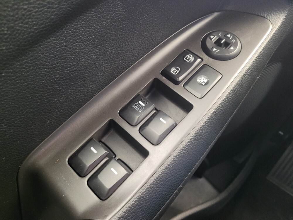 2018 Kia Forte in Columbus, OH 43231 - 18090183 27