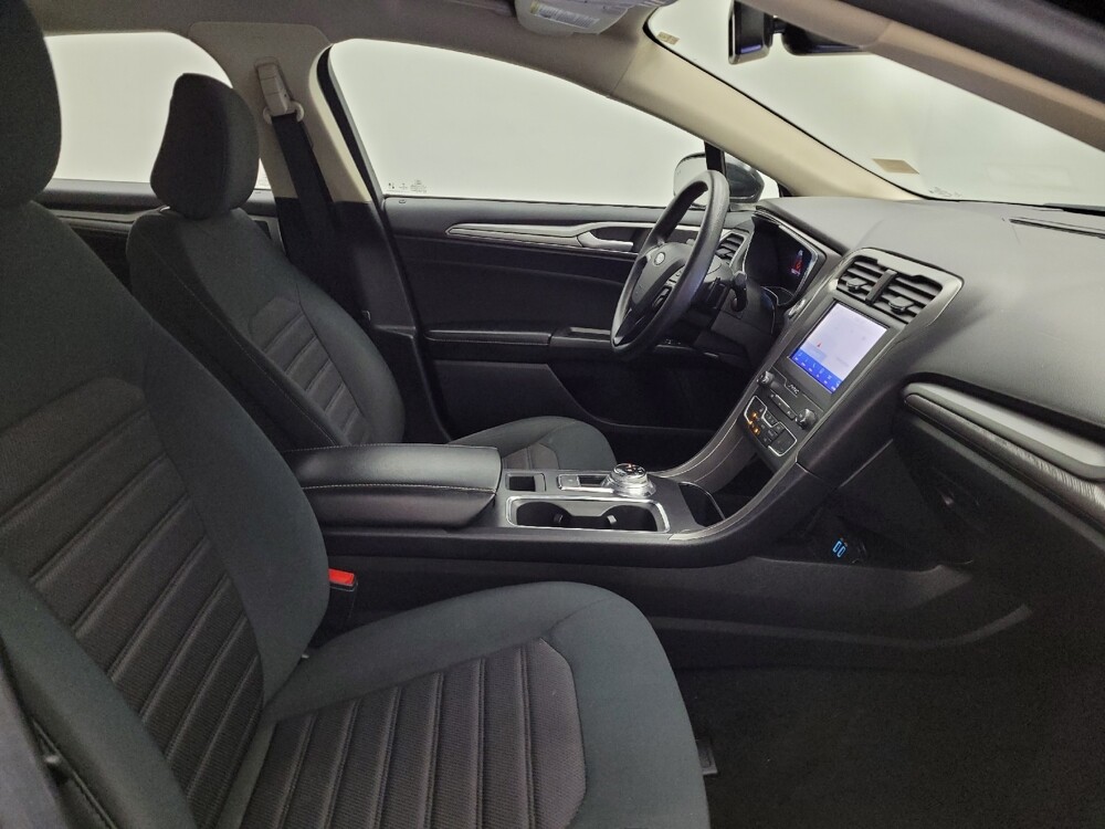 2020 Ford Fusion in Louisville, KY 40258 - 18090184 21