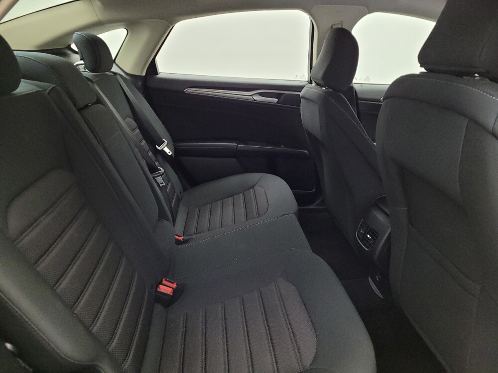 2020 Ford Fusion in Louisville, KY 40258 - 18090184 19