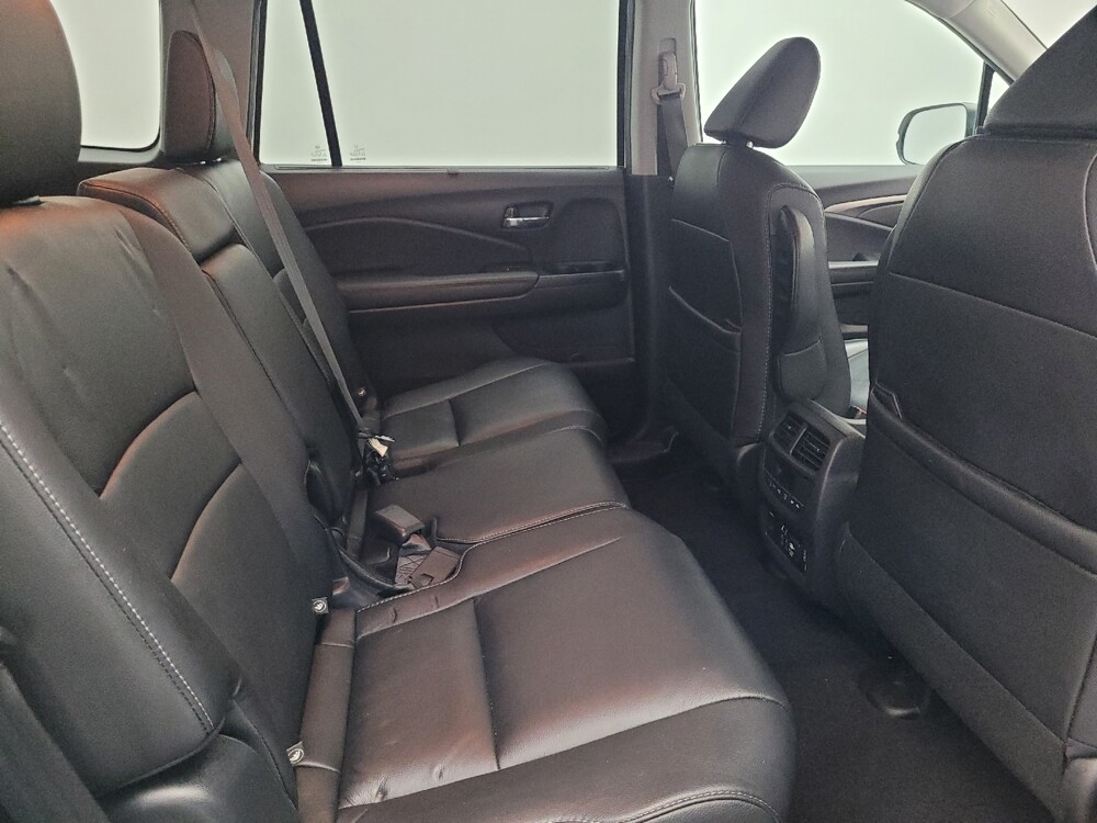 2019 Honda Pilot in Jacksonville, FL 32225 - 18090186 19