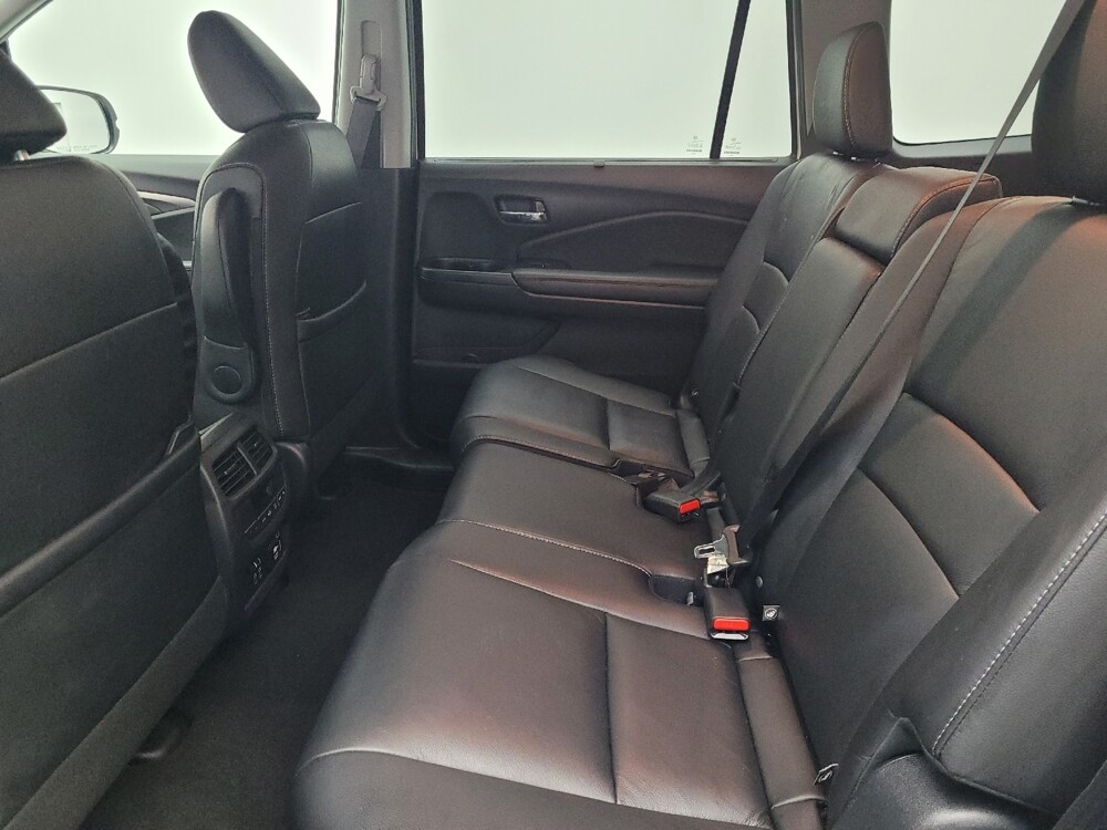 2019 Honda Pilot in Jacksonville, FL 32225 - 18090186 18