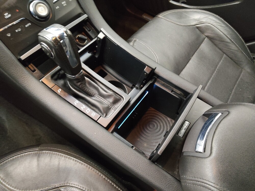 2015 Ford Taurus in Wichita, KS 67207 - 18090189 26