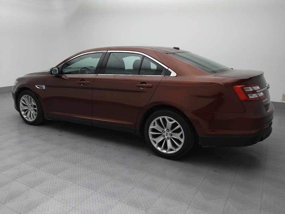 2015 Ford Taurus in Wichita, KS 67207 - 18090189 3