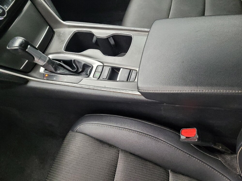 2021 Honda Accord in Wilmington, NC 28405 - 18090190 26