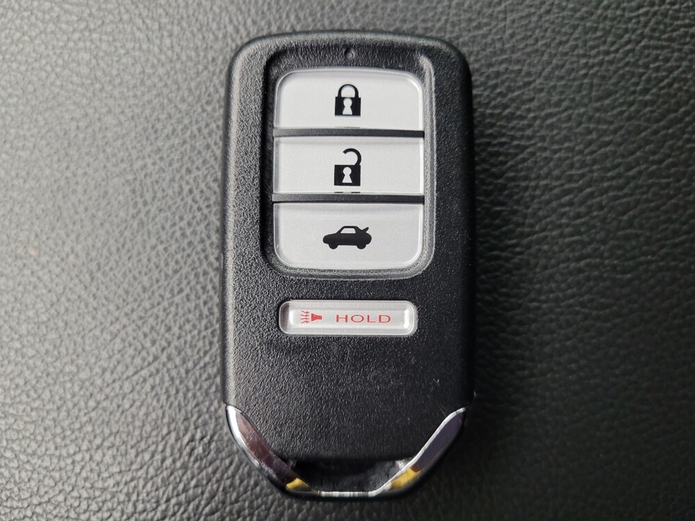 2021 Honda Accord in Wilmington, NC 28405 - 18090190 32