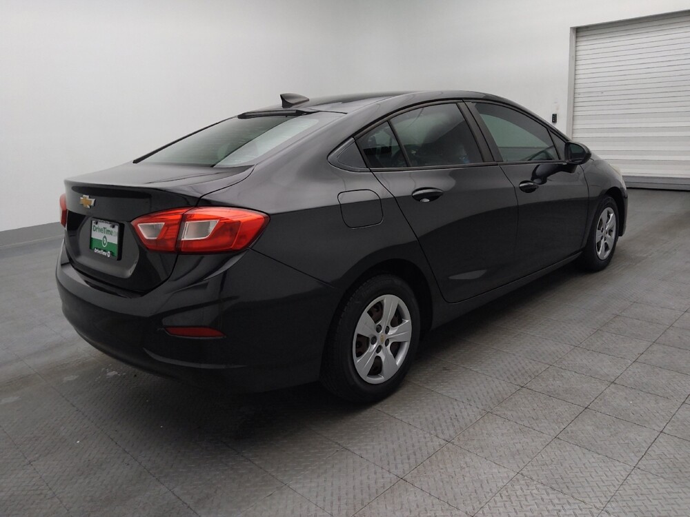 2018 Chevrolet Cruze in Gainesville, FL 32609 - 18090191 10