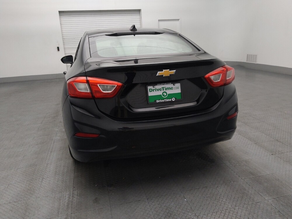 2018 Chevrolet Cruze in Gainesville, FL 32609 - 18090191 6