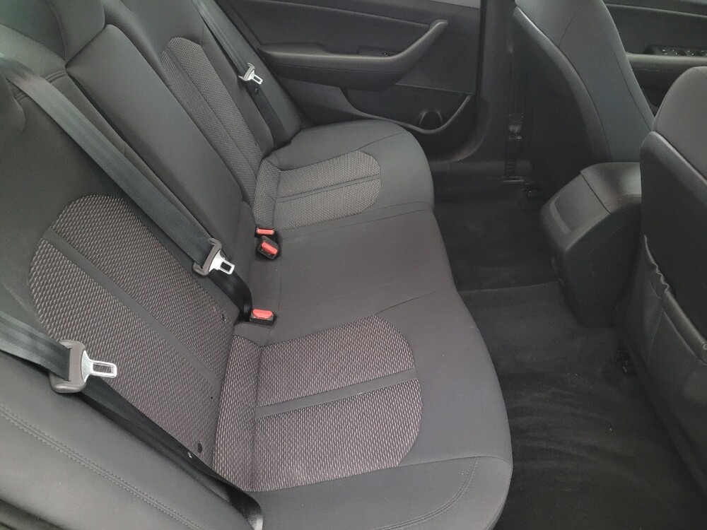 2018 Hyundai Sonata in Pittsburgh, PA 15236 - 18090194 19