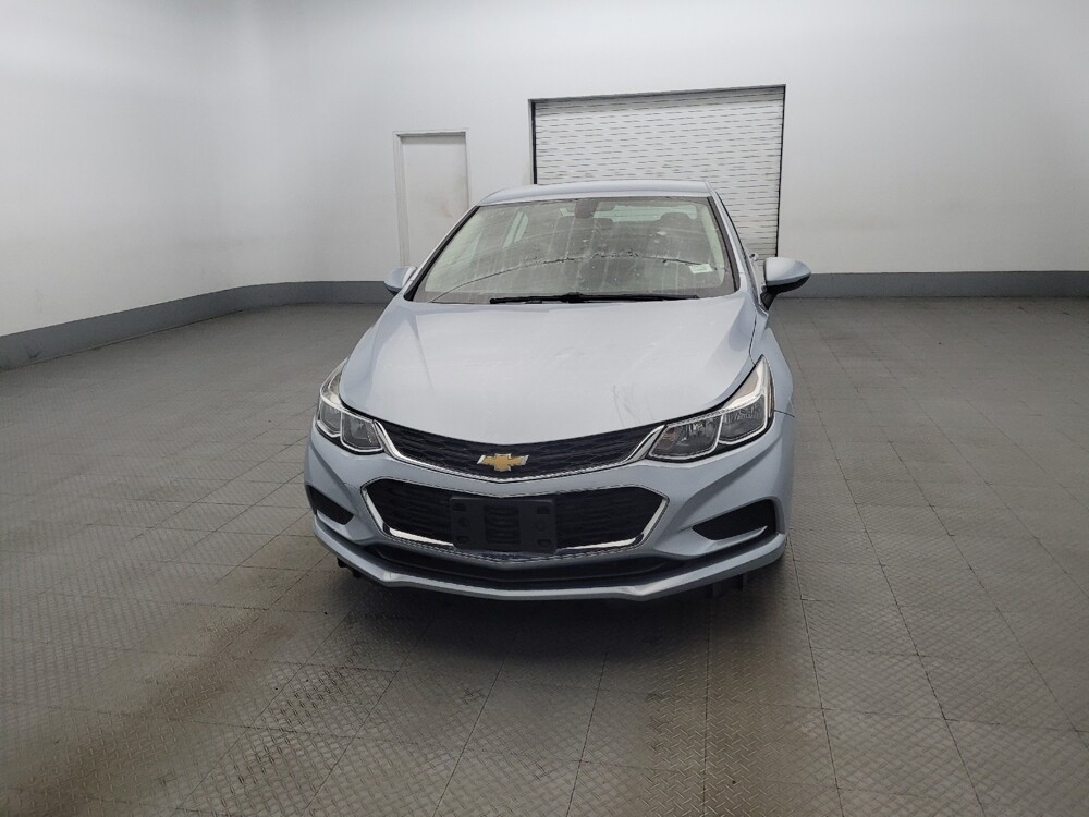 2018 Chevrolet Cruze in Newport News, VA 23601 - 18090195 15