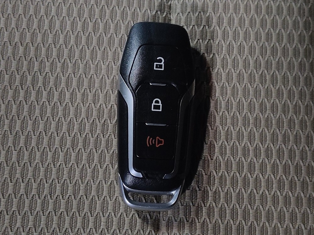 2017 Ford Explorer in Gainesville, FL 32609 - 18090197 32