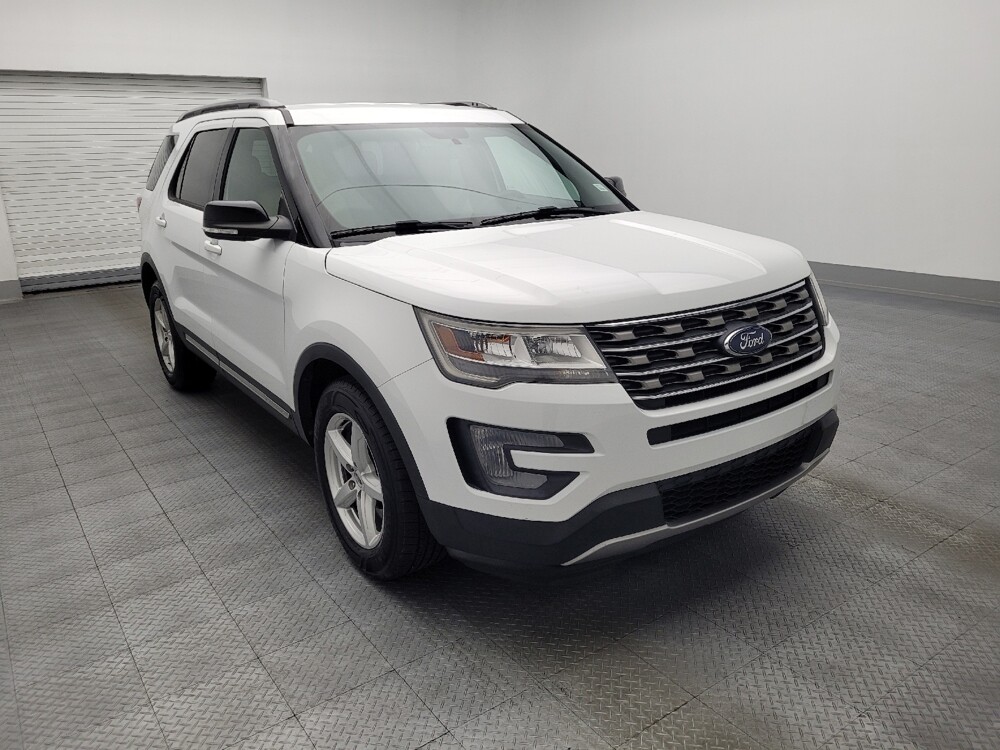 2017 Ford Explorer in Gainesville, FL 32609 - 18090197 13