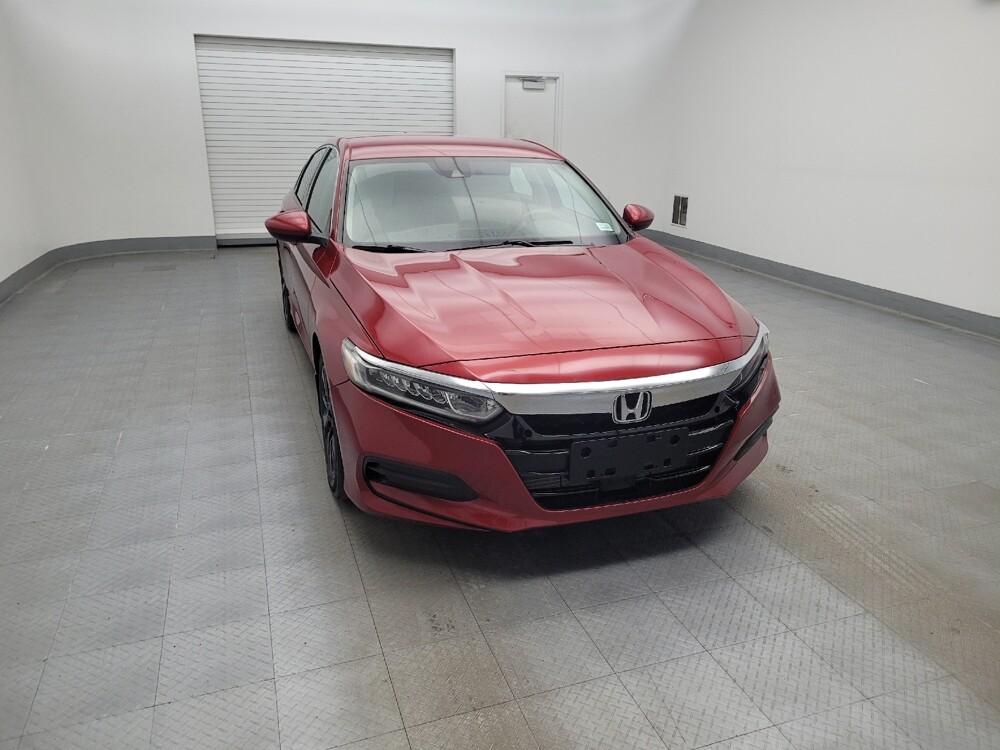 2018 Honda Accord in Miamisburg, OH 45342 - 18090199 14