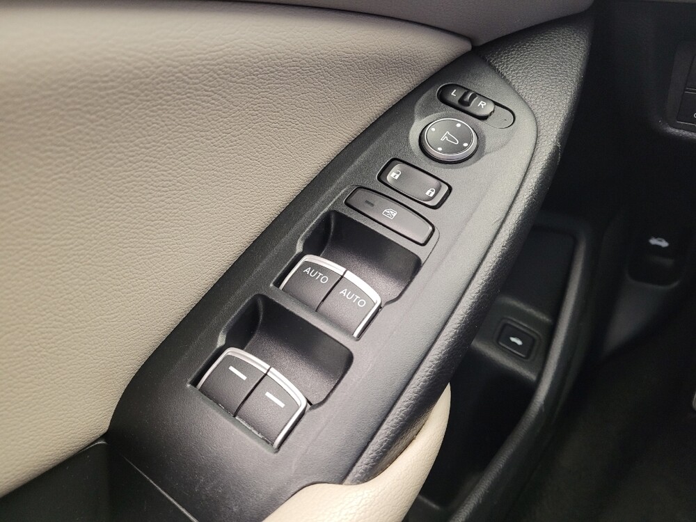 2018 Honda Accord in Miamisburg, OH 45342 - 18090199 27