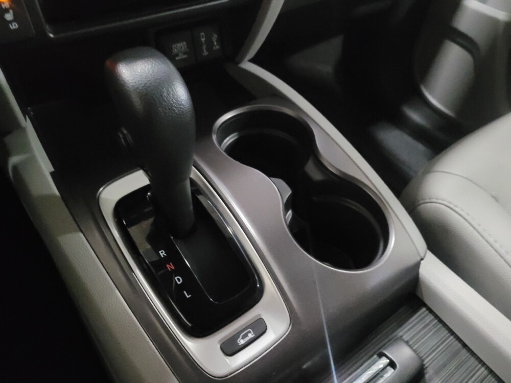 2017 Honda Pilot in Pittsburgh, PA 15236 - 18090201 26