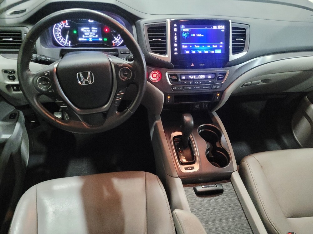 2017 Honda Pilot in Pittsburgh, PA 15236 - 18090201 22