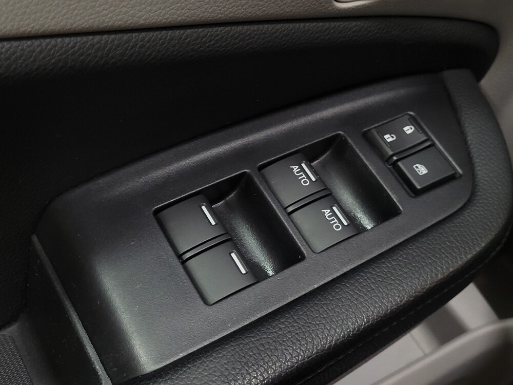 2017 Honda Pilot in Pittsburgh, PA 15236 - 18090201 27