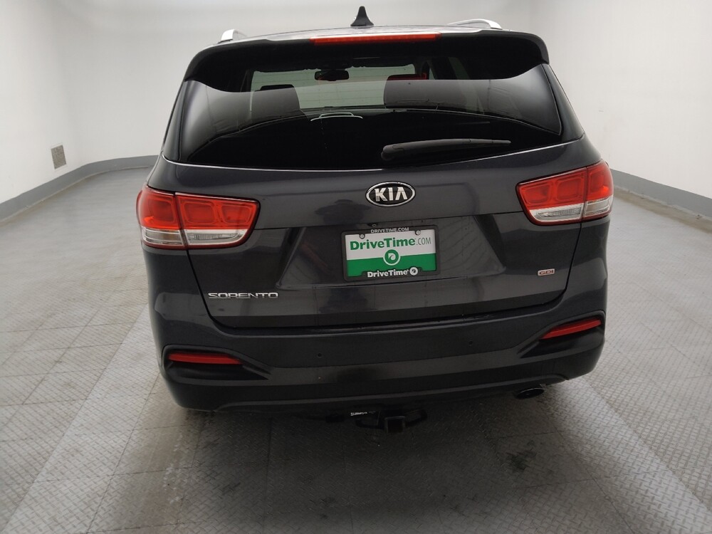 2016 Kia Sorento in Peoria, IL 61615 - 18090202 6