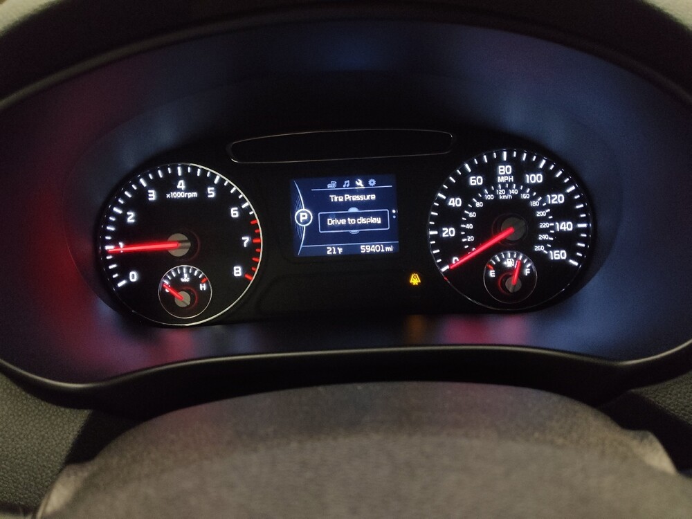 2016 Kia Sorento in Peoria, IL 61615 - 18090202 23