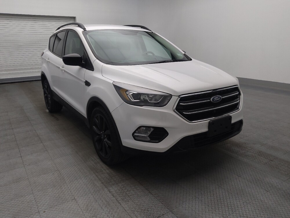 2019 Ford Escape in Ocala, FL 34471 - 18090203 13