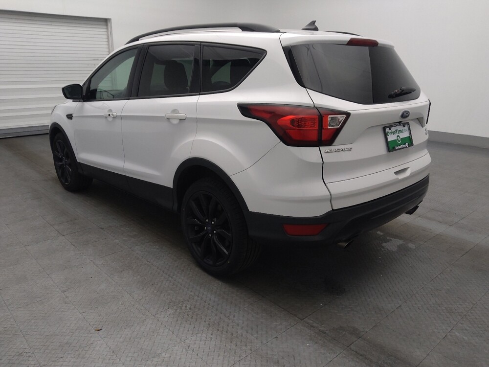 2019 Ford Escape in Ocala, FL 34471 - 18090203 5