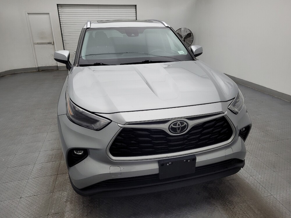 2021 Toyota Highlander in Greensboro, NC 27407 - 18090204 14