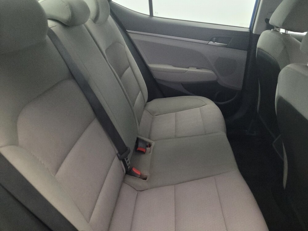 2017 Hyundai Elantra in Pittsburgh, PA 15237 - 18090206 19