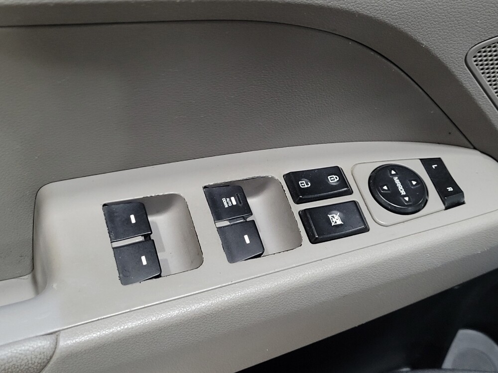 2017 Hyundai Elantra in Pittsburgh, PA 15237 - 18090206 27