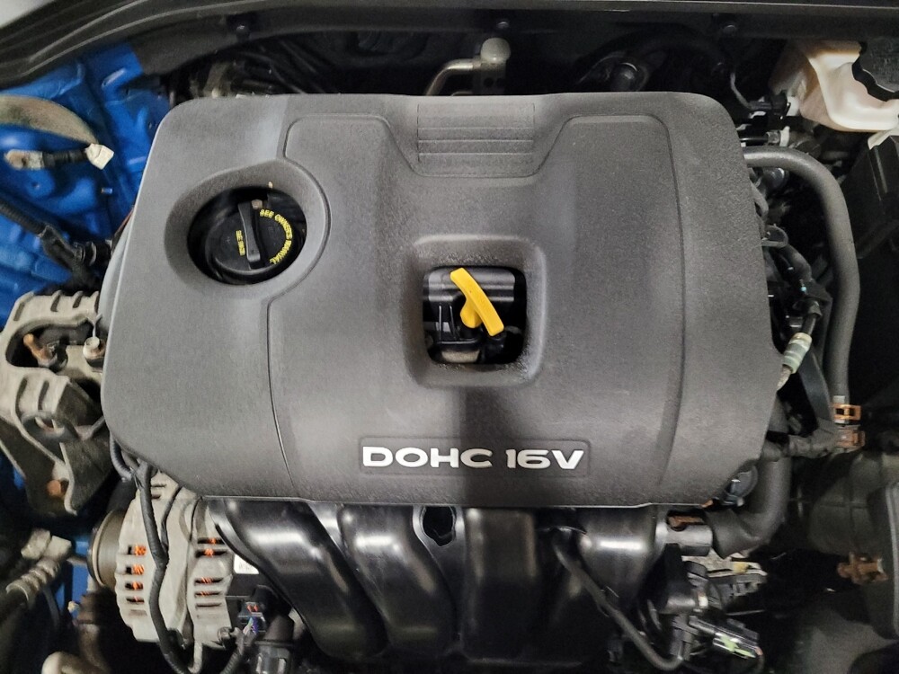 2017 Hyundai Elantra in Pittsburgh, PA 15237 - 18090206 30