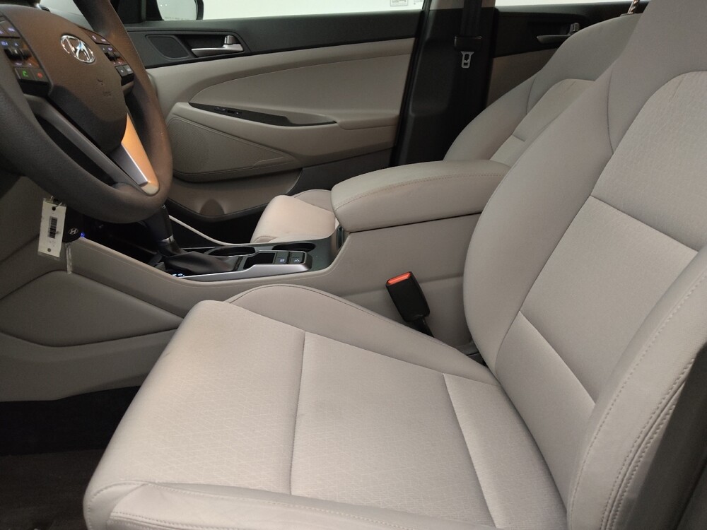 2017 Hyundai Tucson in Lakeland, FL 33815 - 18090207 17