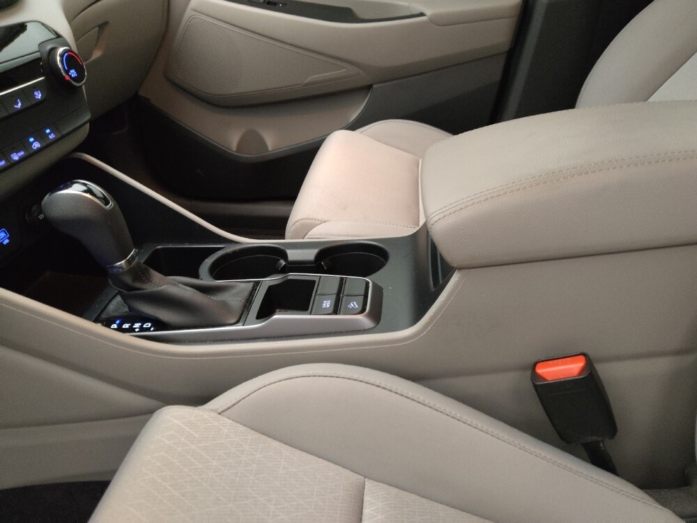 2017 Hyundai Tucson in Lakeland, FL 33815 - 18090207 26