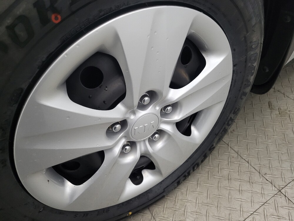 2017 Kia Forte in Temple Hills, MD 20746 - 18090208 31