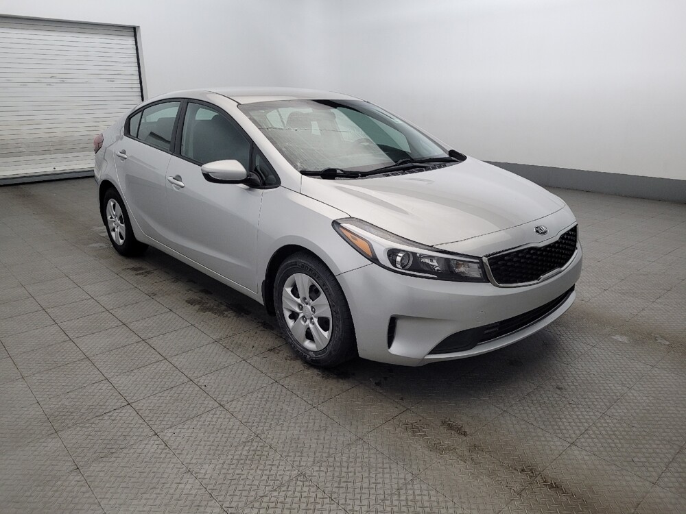 2017 Kia Forte in Temple Hills, MD 20746 - 18090208 13